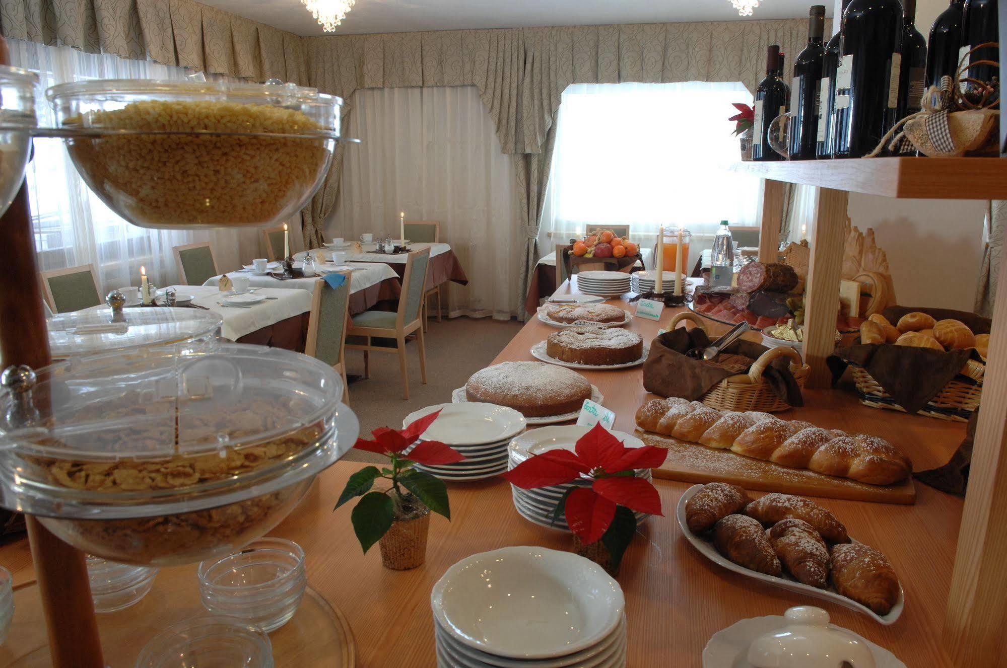 Cimon Dolomites Hotel Predazzo Extérieur photo
